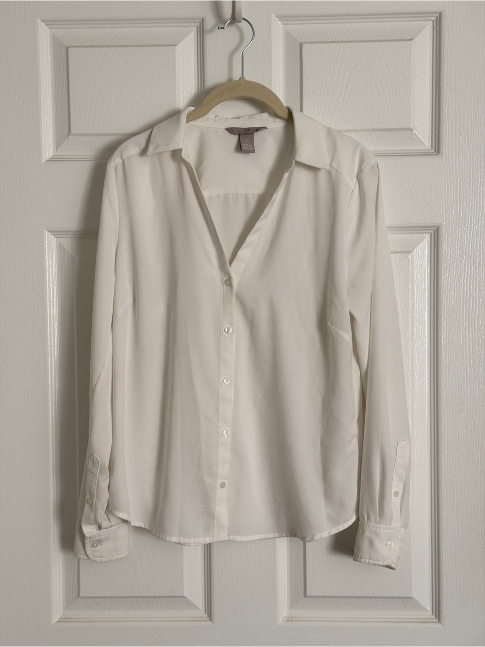 H&M | Button-Down Shirt - Picture 2 of 4